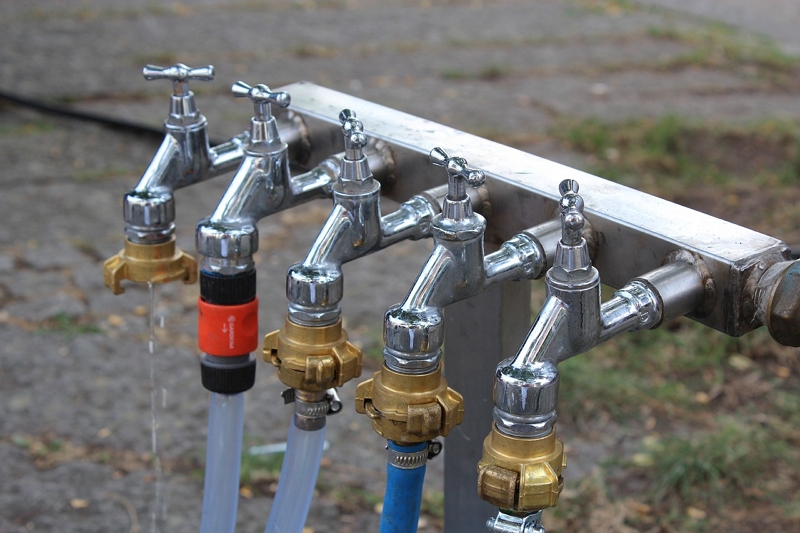 valves and pipe fitting application
