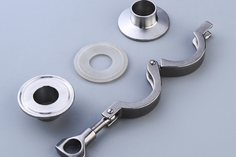 Design Features And Uses Of Three-Piece Clamp Joints